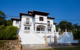 Villa Victoria